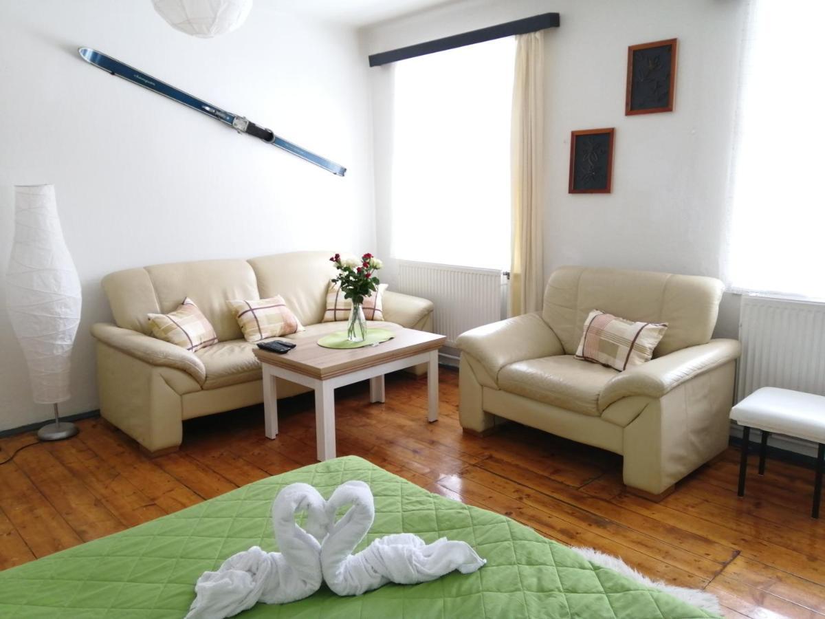 Apartment Patrick Гаррахов Экстерьер фото